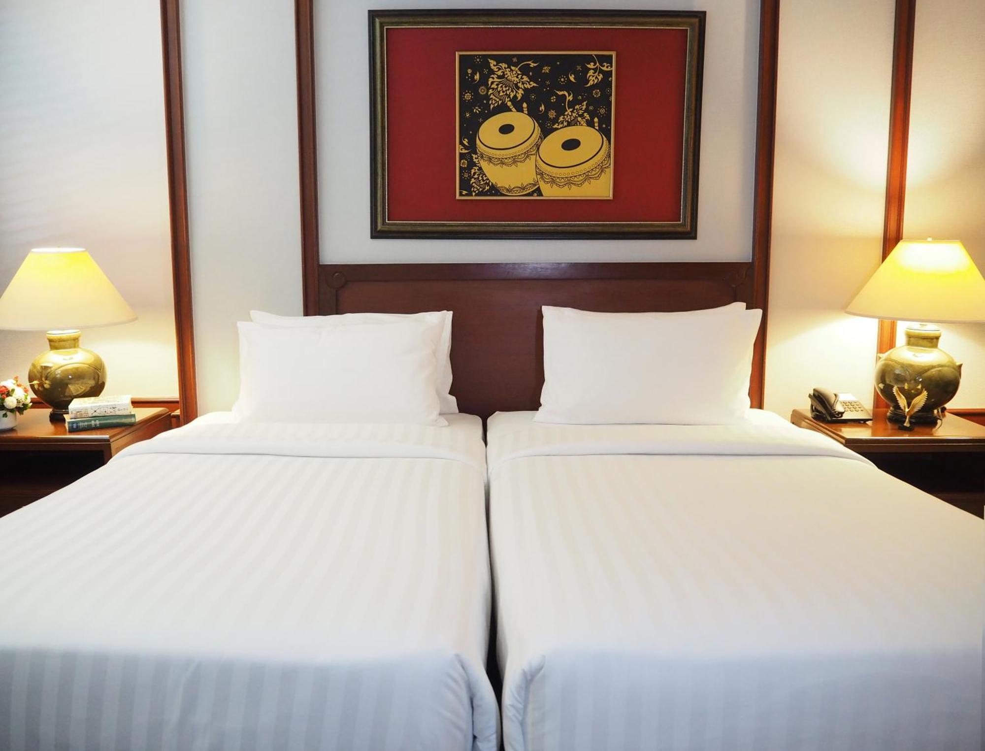 Centre Point Sukhumvit Thong-Lo Hotel Bangkok Buitenkant foto